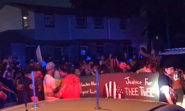 Click to enlarge wisconsin protest police shooting