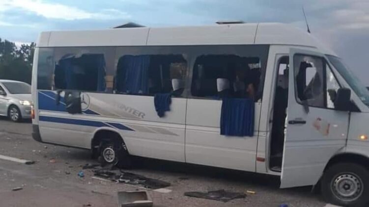 van attacked Ukraine oppostion
