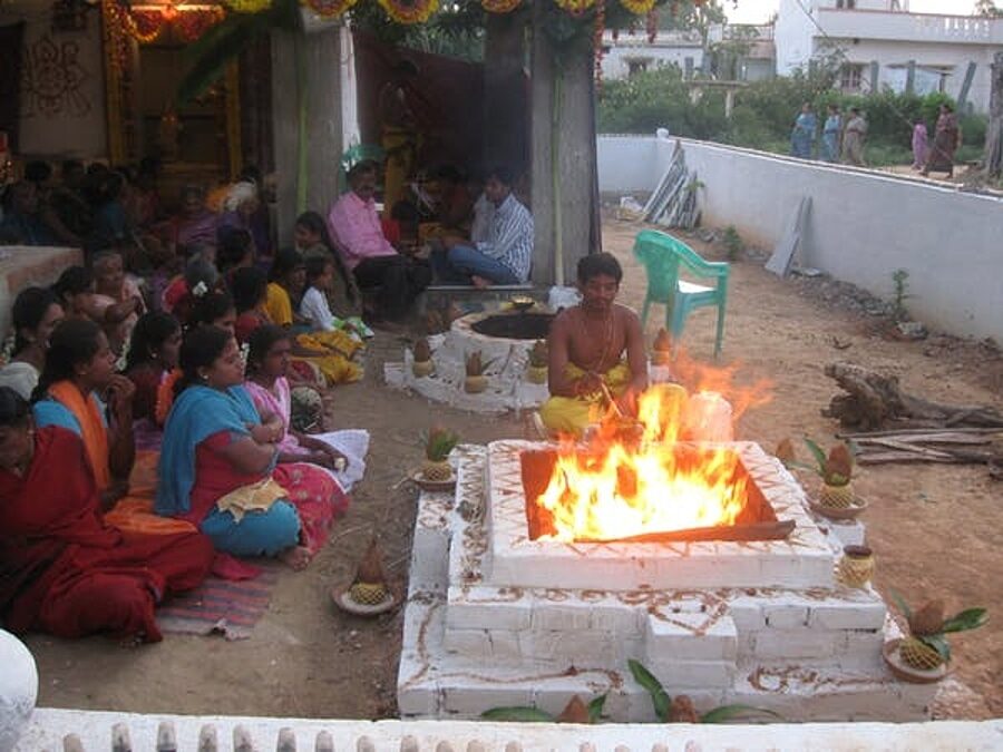 Click to enlarge vedic fire altar retangle