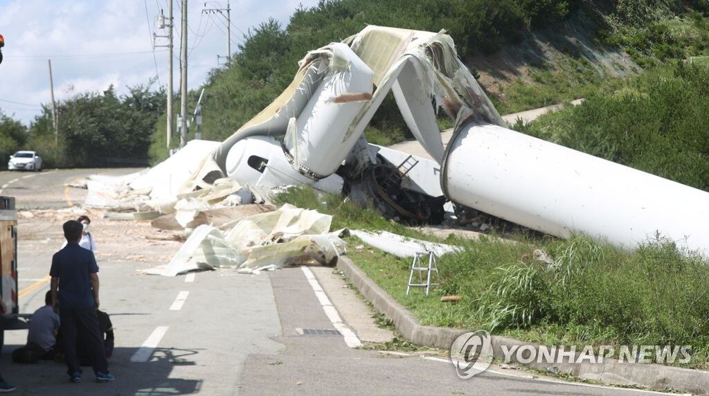 A wind power generator in Yangsan, South Gyeon