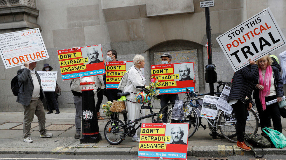 protest assange extradition trial