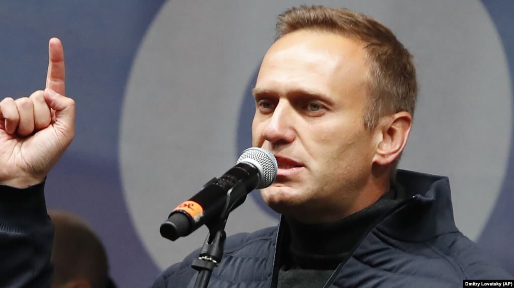 Click to enlarge Navalny