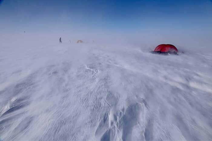 All three Greenland teams faced storms this week.