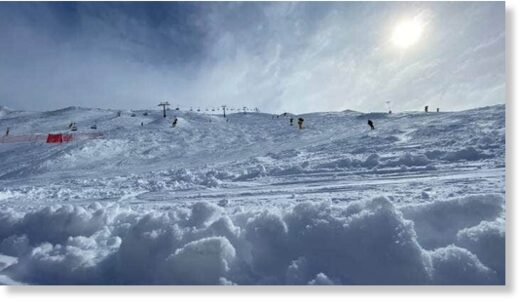 Coronet Peak is in the midst of a three-day spring snow storm with 15cm of fresh snow on Tuesday morning.