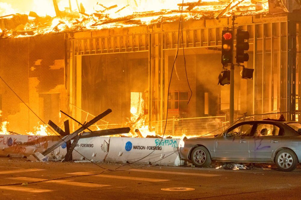 Click to enlarge Minneapolis riots 2020