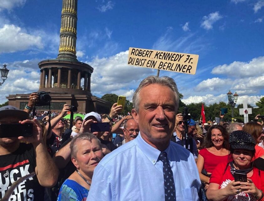 Click to enlarge kennedy junior berlin protest childrens health covid