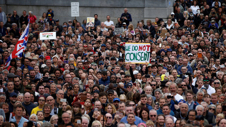 Click to enlarge coronavirus protest uk