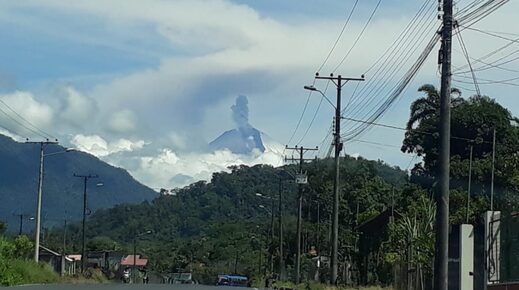 Explosion and pyroclastic flow from Sangay volcano