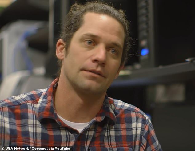 FBI agent John Robertson
