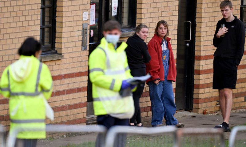 lockdown glasgow university police