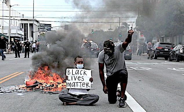 2 protestersBLM