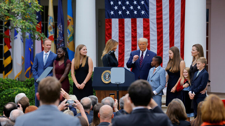 trump and coney barrett