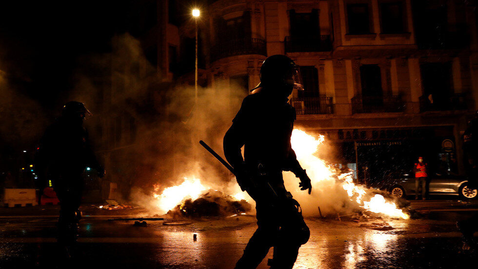 Catalan pro-independence activist protest in Barcelona