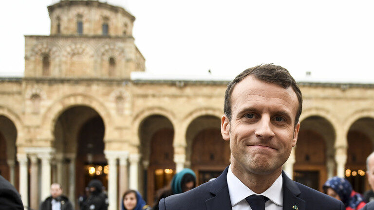 Click to enlarge Macron