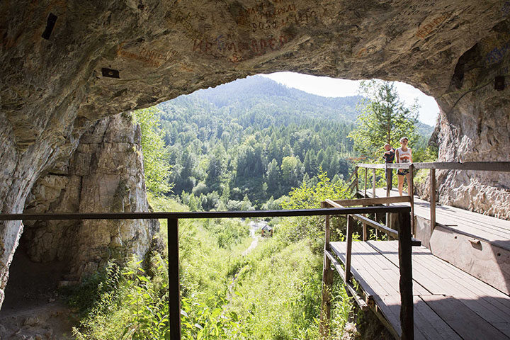 Click to enlarge Denisova cave