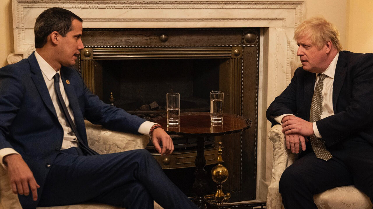Click to enlarge Guiado meets with UK PM Boris Jonson