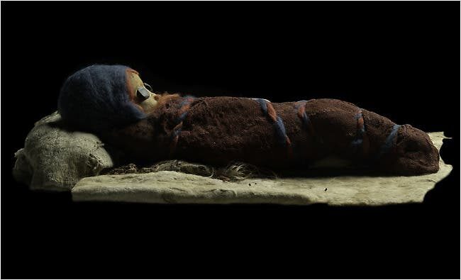 Click to enlarge mummy china