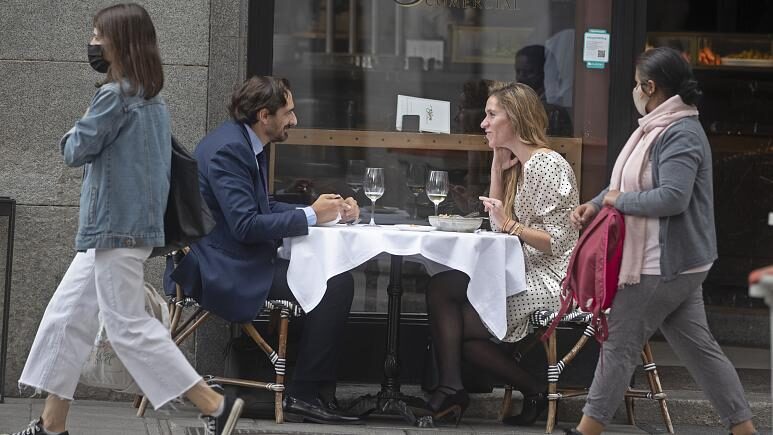Click to enlarge madrid cafe