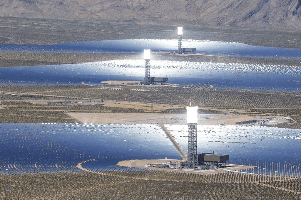 Click to enlarge solar energy array ivanpah thermal plant mojave desert