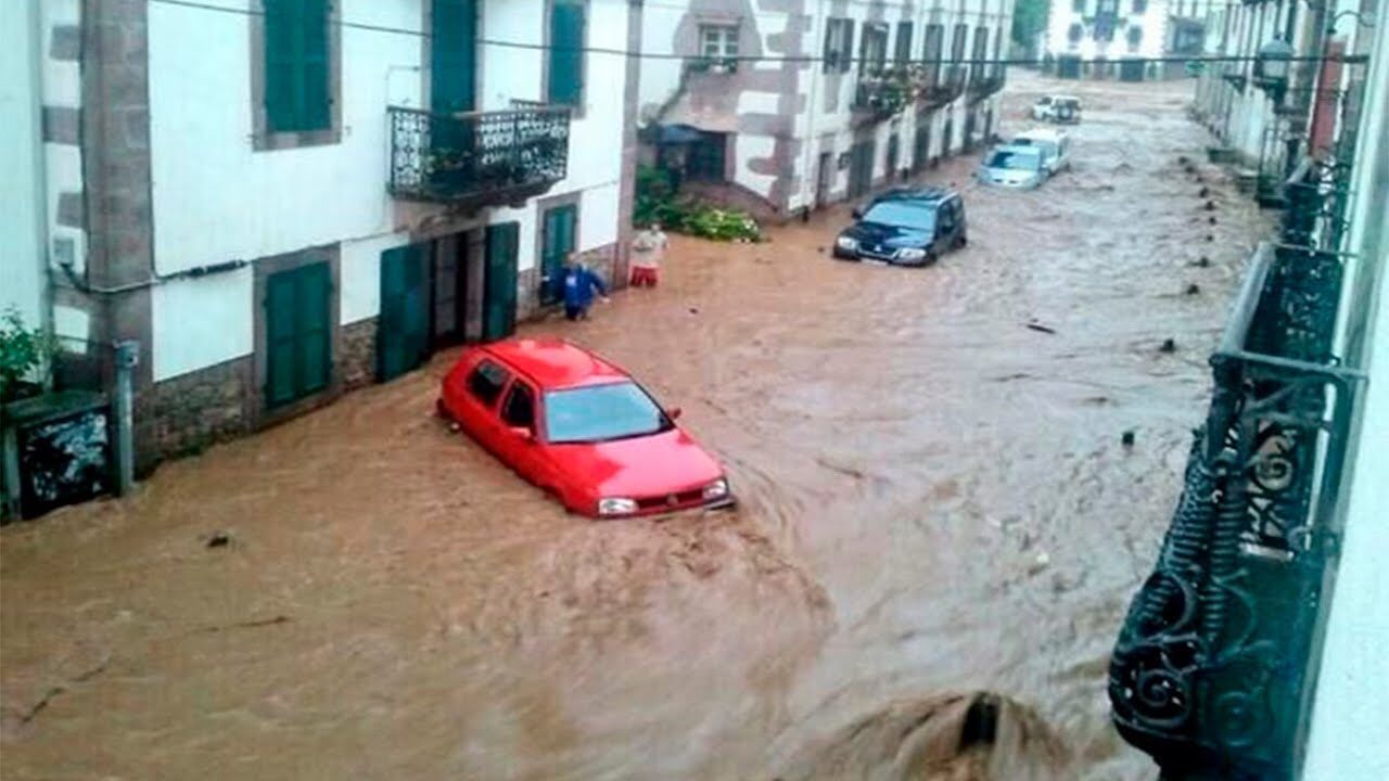 FLOODS