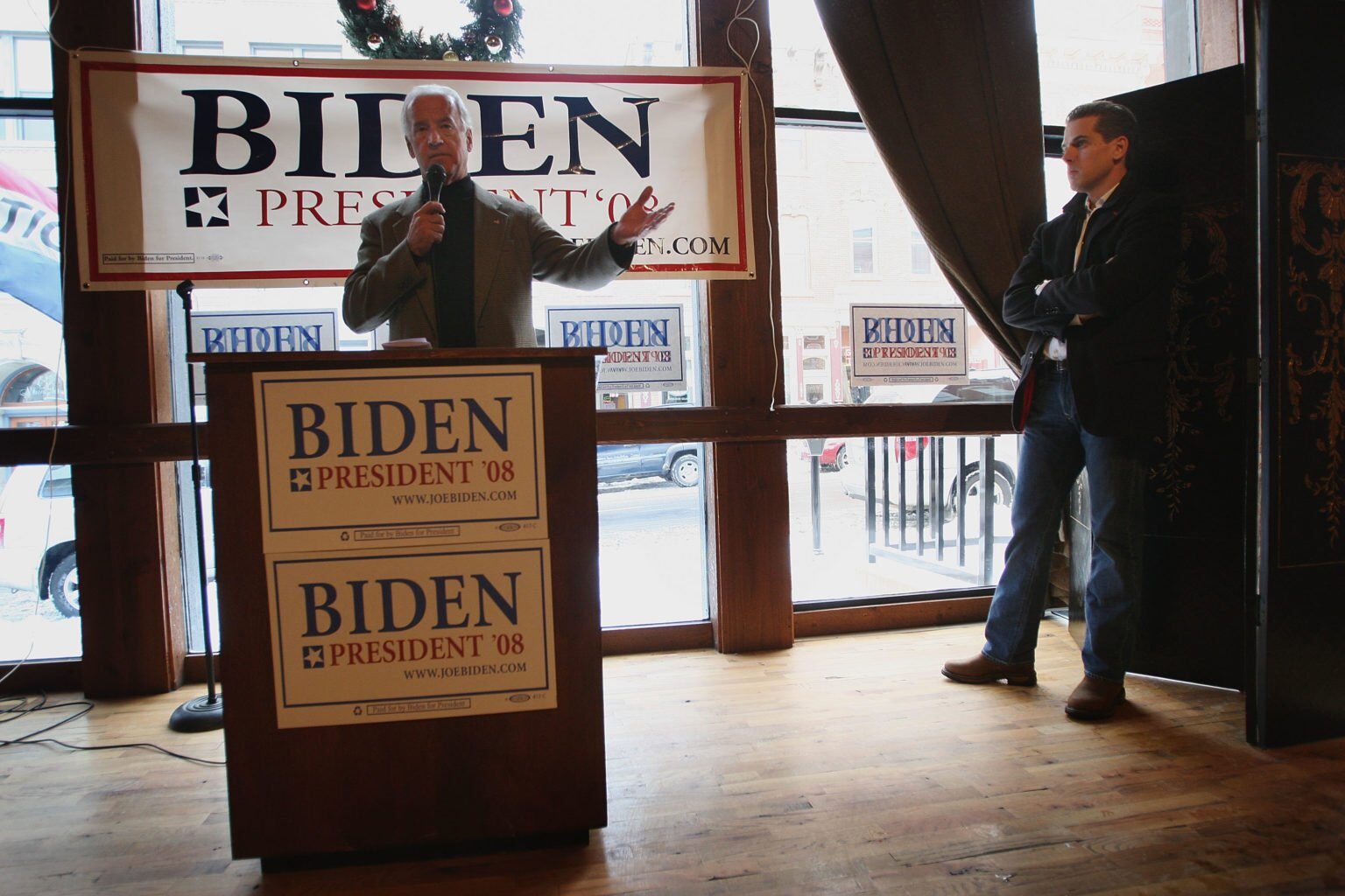 Click to enlarge biden hunter joe campaign