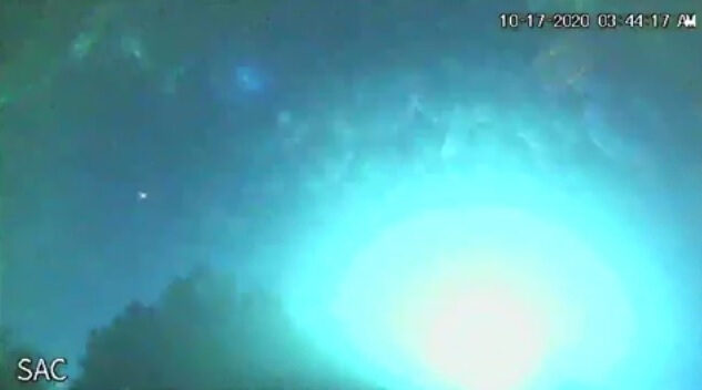 A very bright meteor was visible from all over the island at around 3:44 am on Saturday, reported the Society for Astronomy of the Caribbean (SAC).