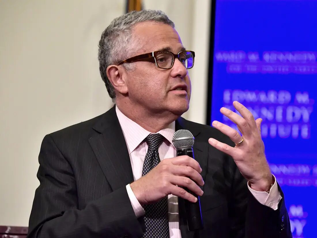 Click to enlarge Jeffrey Toobin