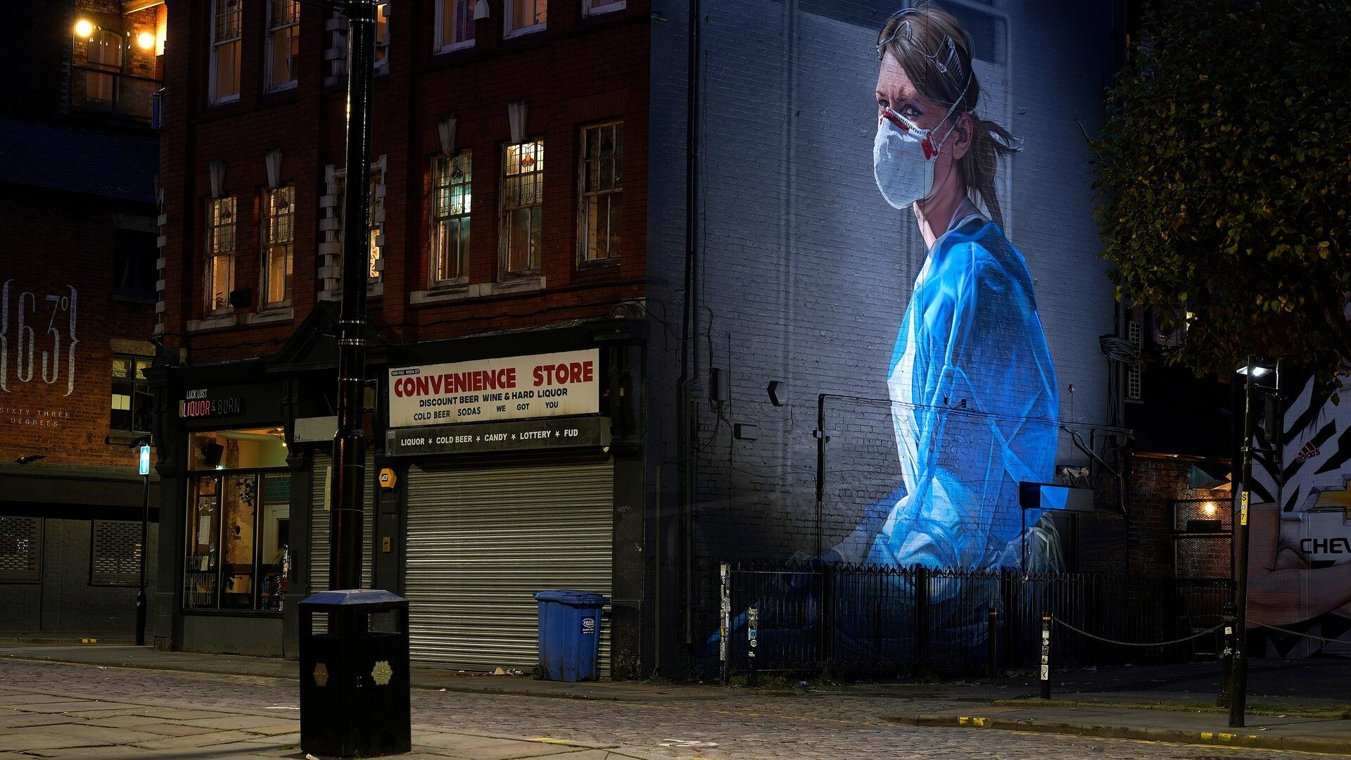 manchester covid mask mural