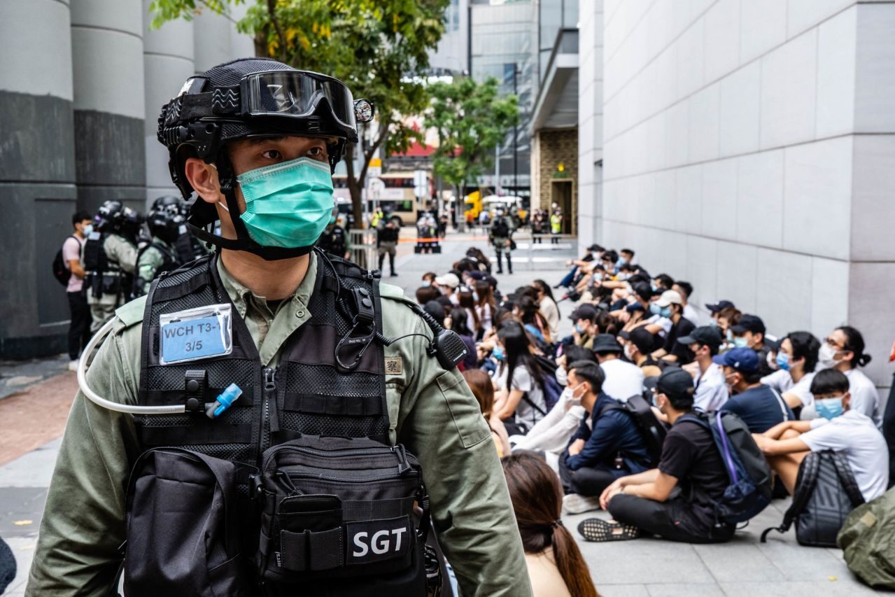 Click to enlarge hong kng protesters