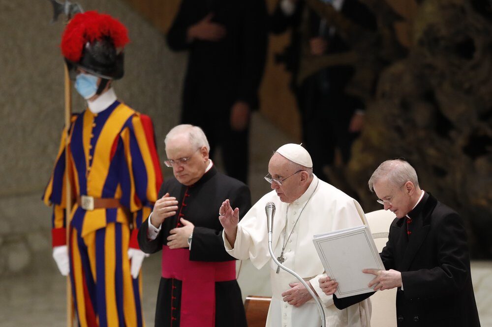 Pope covid