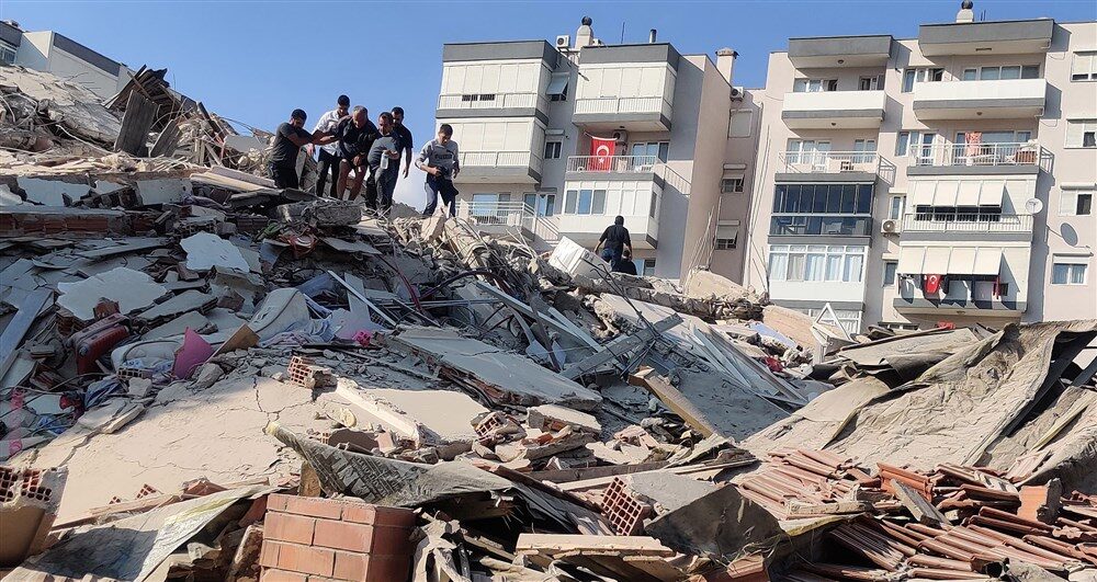 Click to enlarge The quake shook Izmir, on Turkey's Aegean Sea