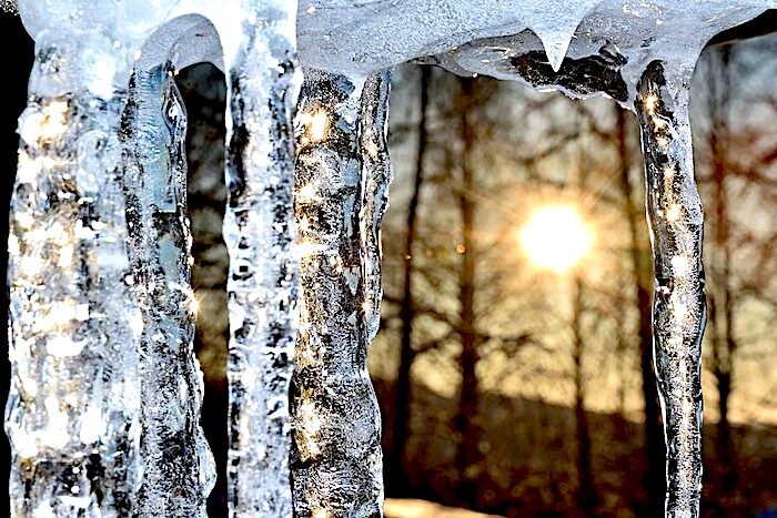 Click to enlarge icecicles