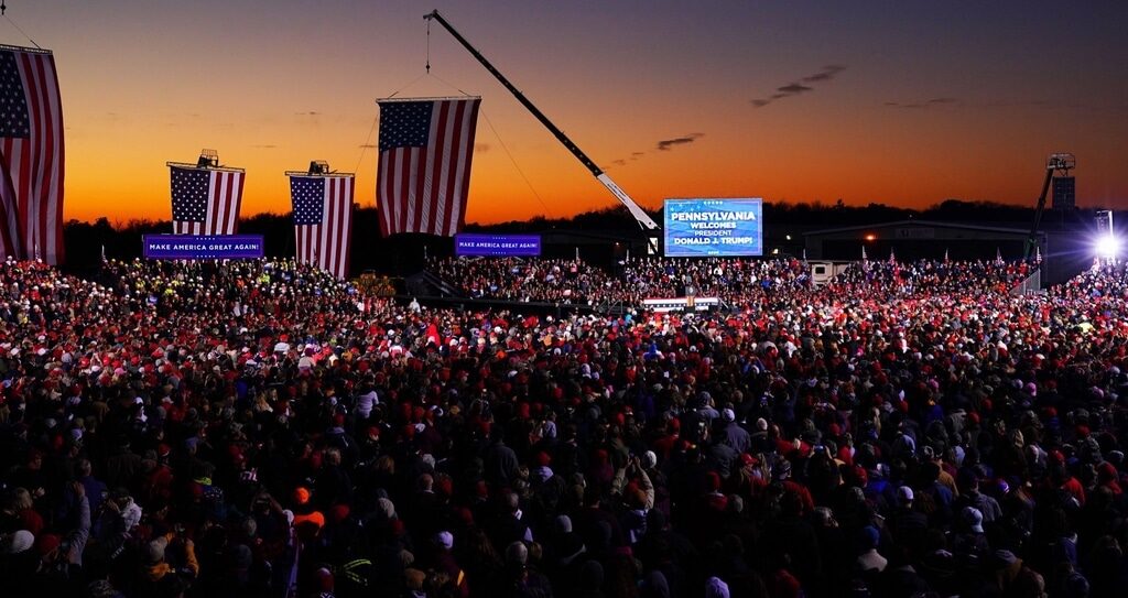 Click to enlarge trump crowd butler pennsylvania