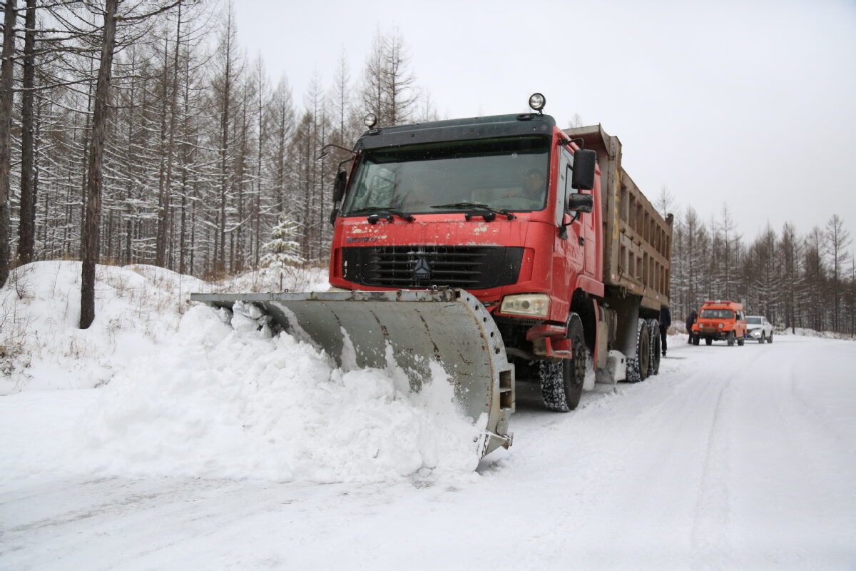 A snowplow clears a street in Huzhong district in the Daxinganling region of Heilongjiang province.