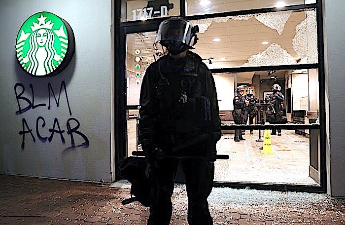 Click to enlarge Portland Starbucks