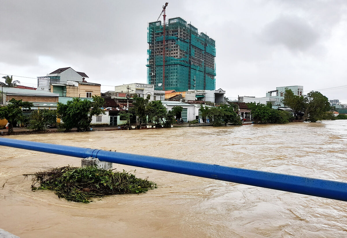 Many streets in Quy Nhon, the capital of Binh Dinh, are under water following the rains, and many residential areas are cut off.