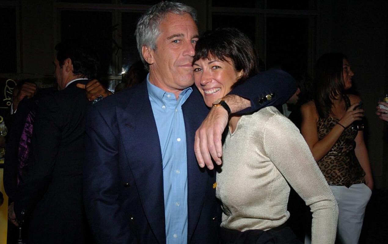 Click to enlarge Jeffrey Epstein and Ghislaine Maxwell