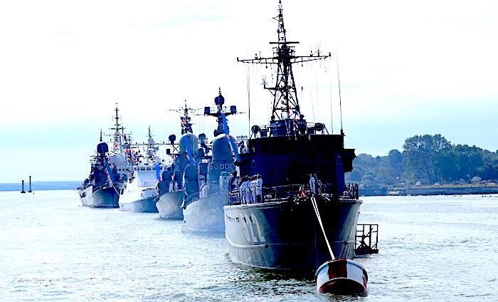 SHips