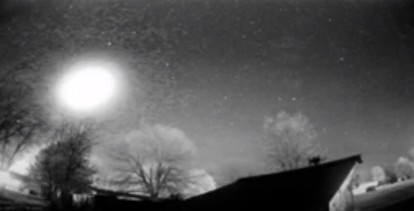Meteor fireball over Albany, MO