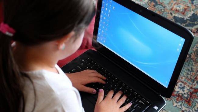 young girl laptop computer