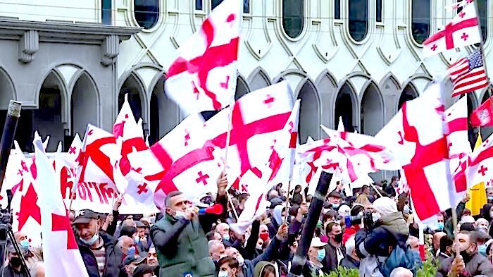 Click to enlarge Tbilisi protesters