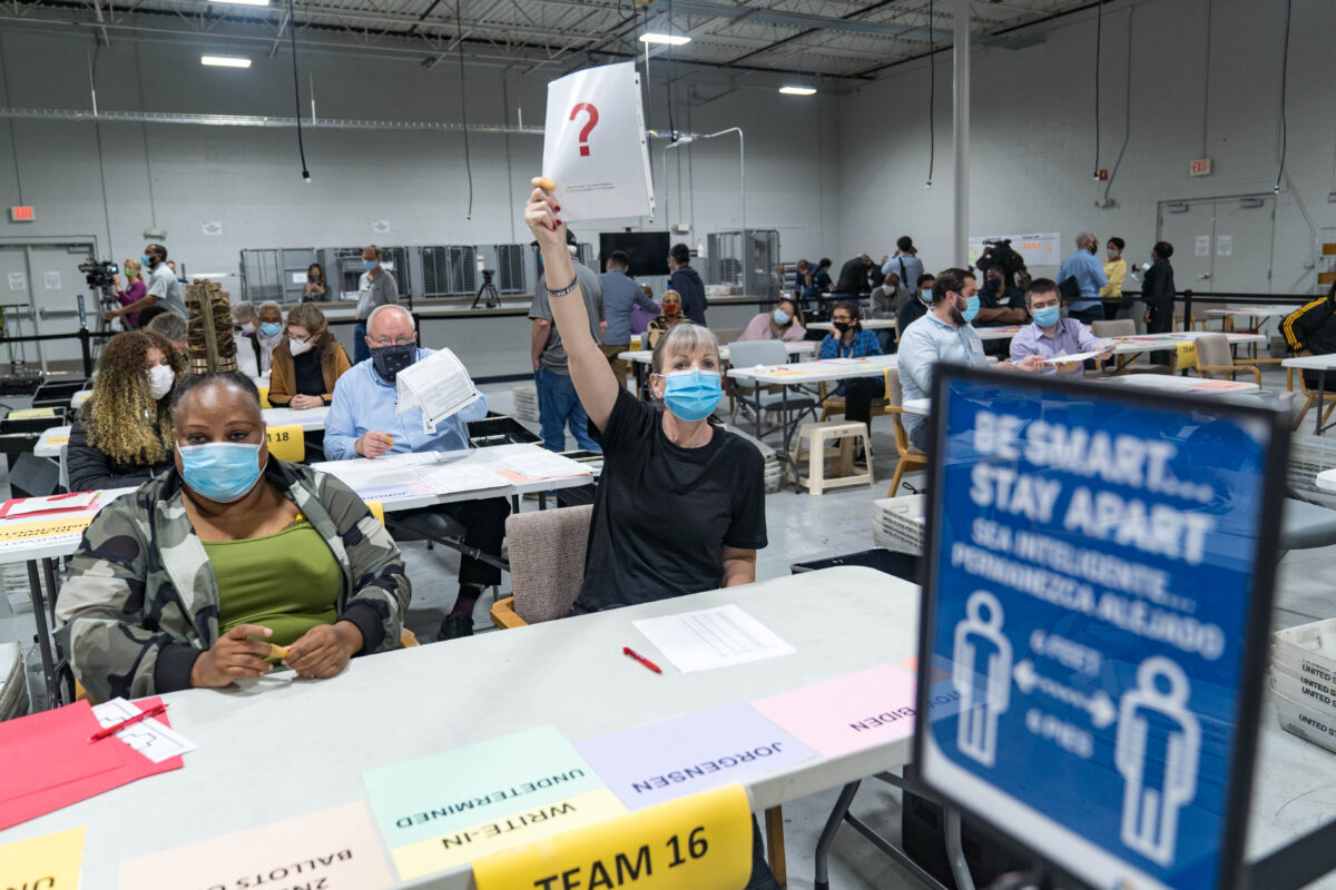 Click to enlarge voter anomalies poll worker