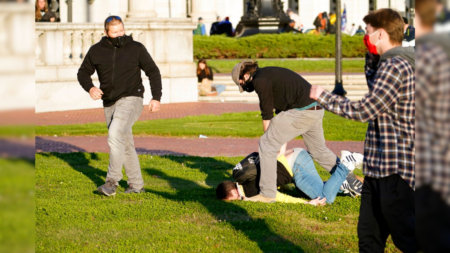 Click to enlarge trump supporter attacked washington rally