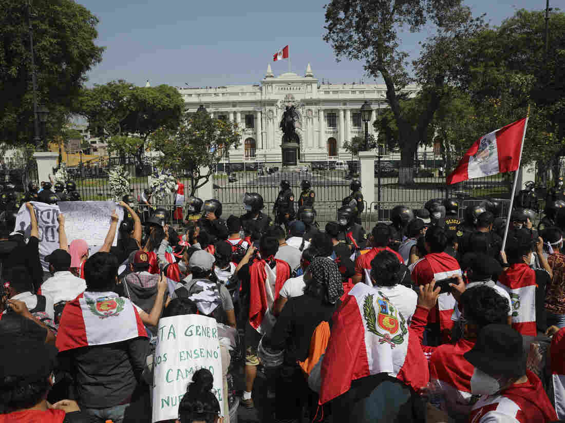 Click to enlarge Peru protest
