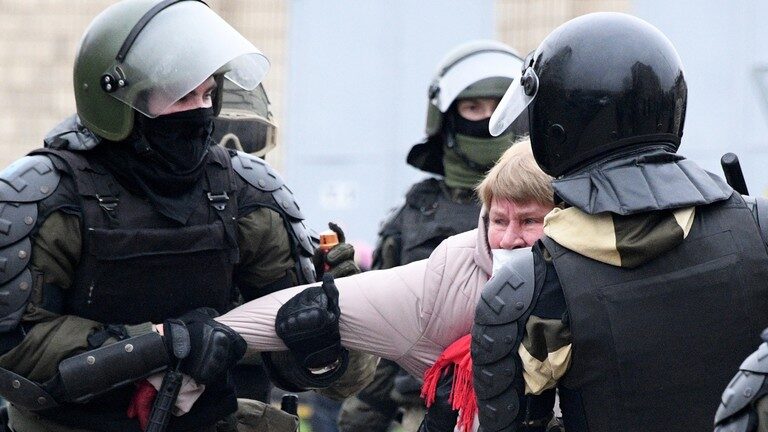 Click to enlarge minsk police