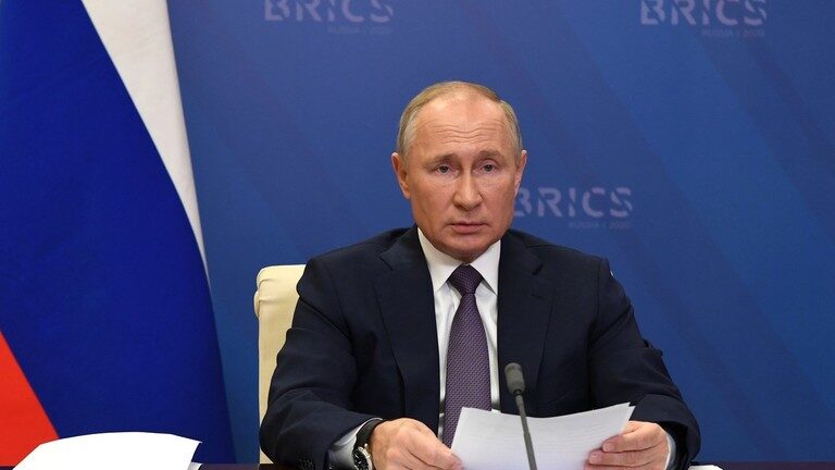 Click to enlarge Putin