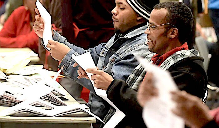 2016 Detroit vote checks