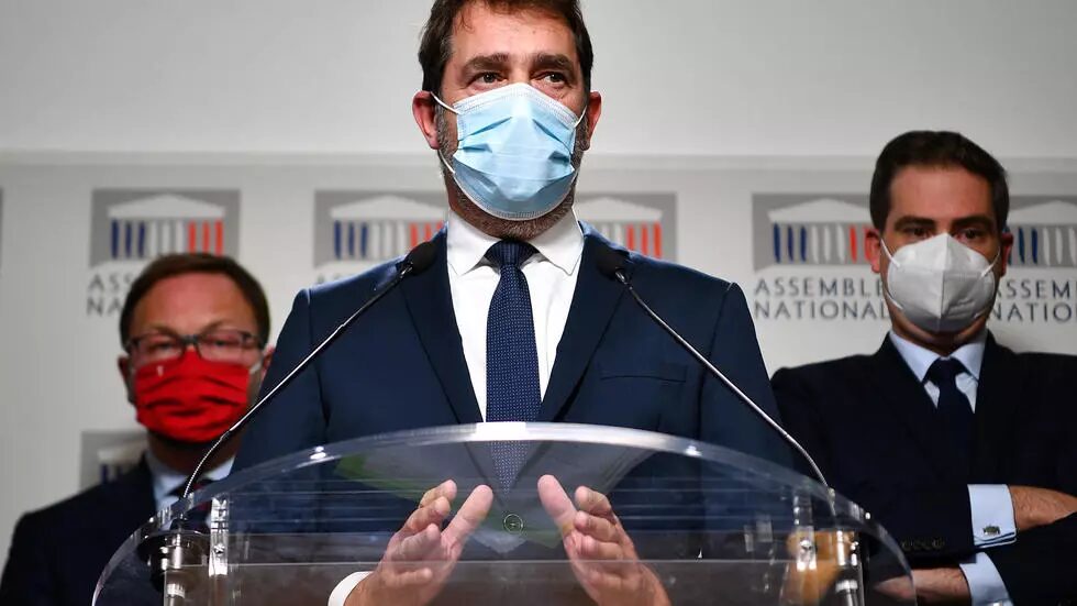 Click to enlarge France parliament mask