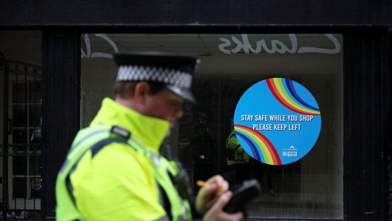 Click to enlarge police uk lgbt