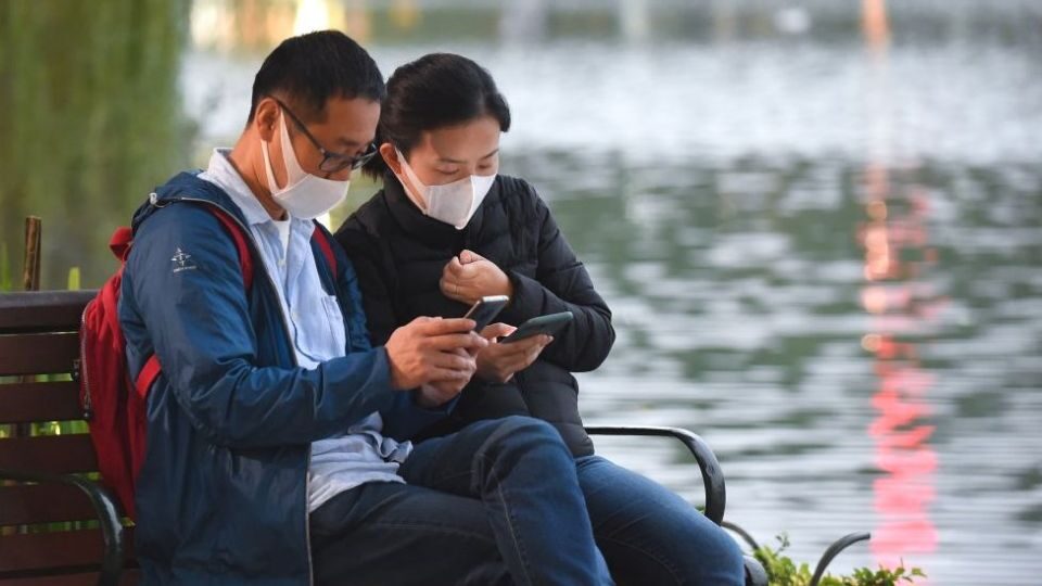 Click to enlarge vietnam social media